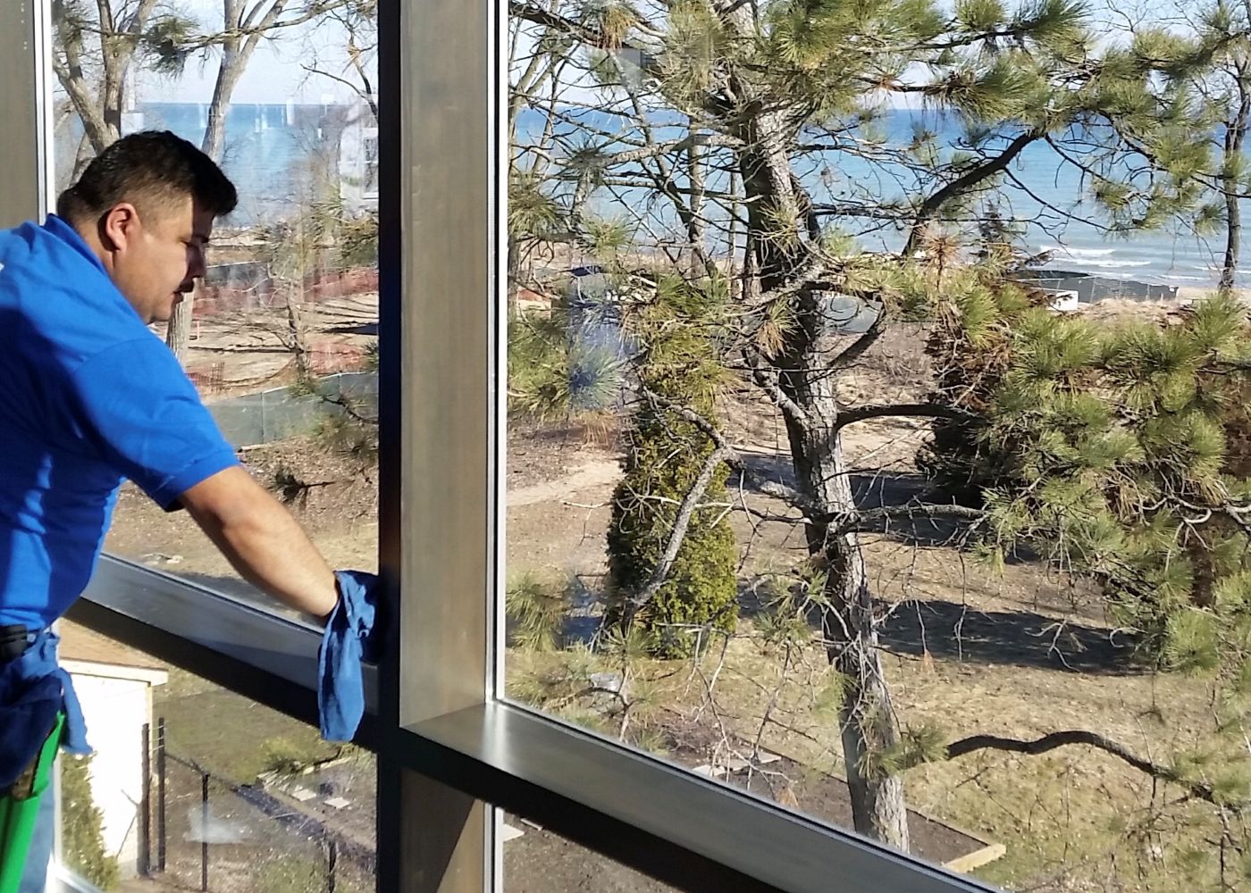Window & Gutter Repair & Installation in Gurnee Illinois